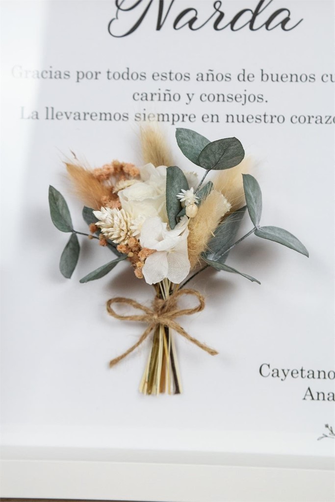 Foto 6 Cuadro con Frase y Ramito de flores secas y preservadas